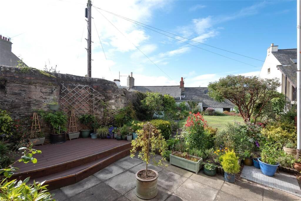 The Colours Riverside Apartment With Garden Broughty Ferry Exterior foto